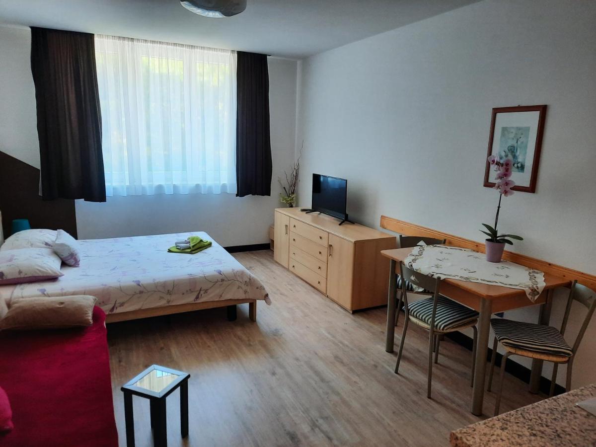 Apartmani Lorena Pula Dış mekan fotoğraf