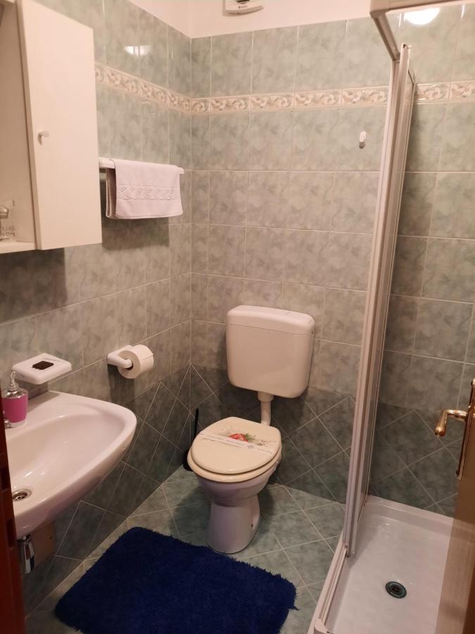 Apartmani Lorena Pula Dış mekan fotoğraf